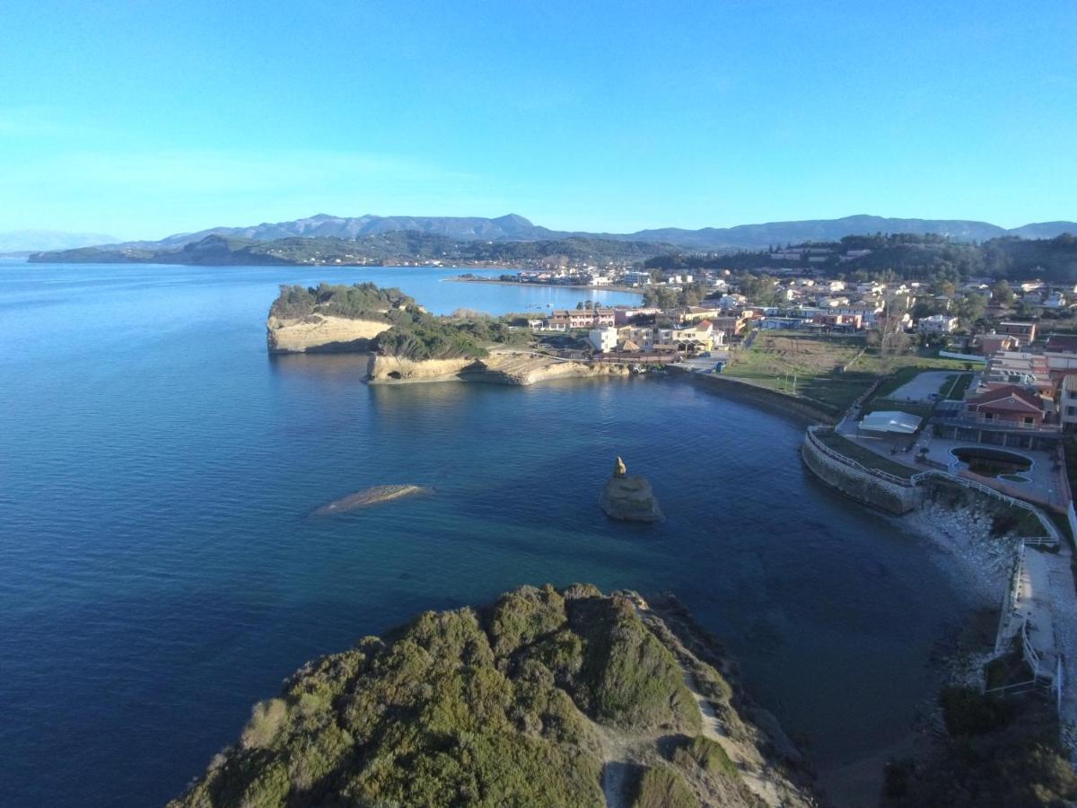 Beautiful Nearby Beach House With Garden, Private Pool And Large Yard Sidárion Extérieur photo