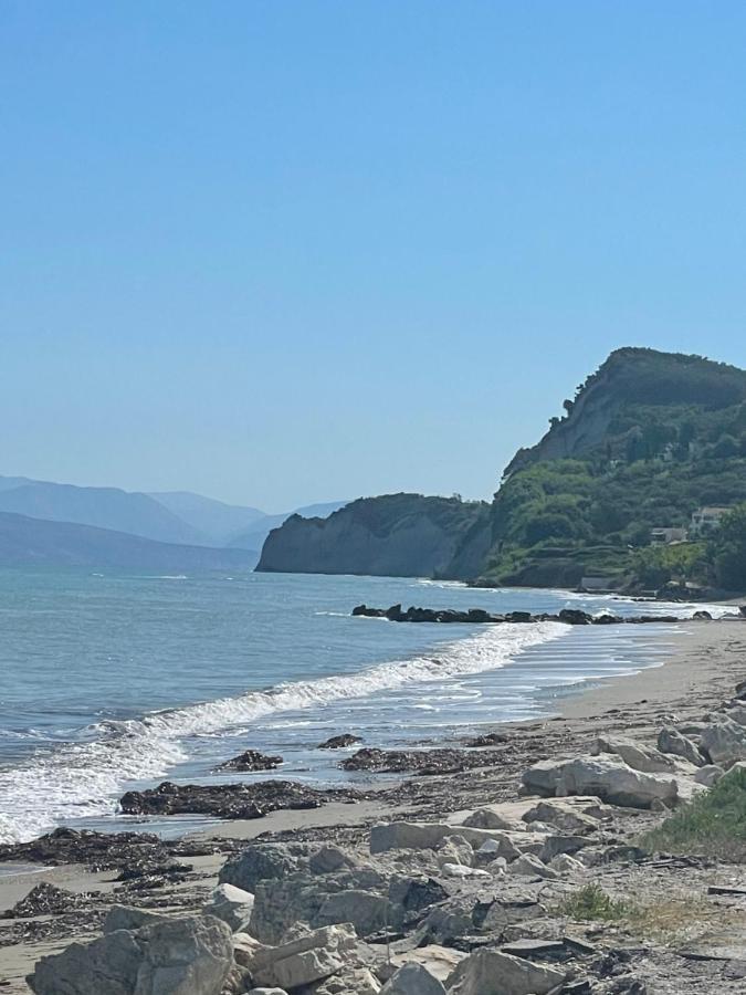 Beautiful Nearby Beach House With Garden, Private Pool And Large Yard Sidárion Extérieur photo